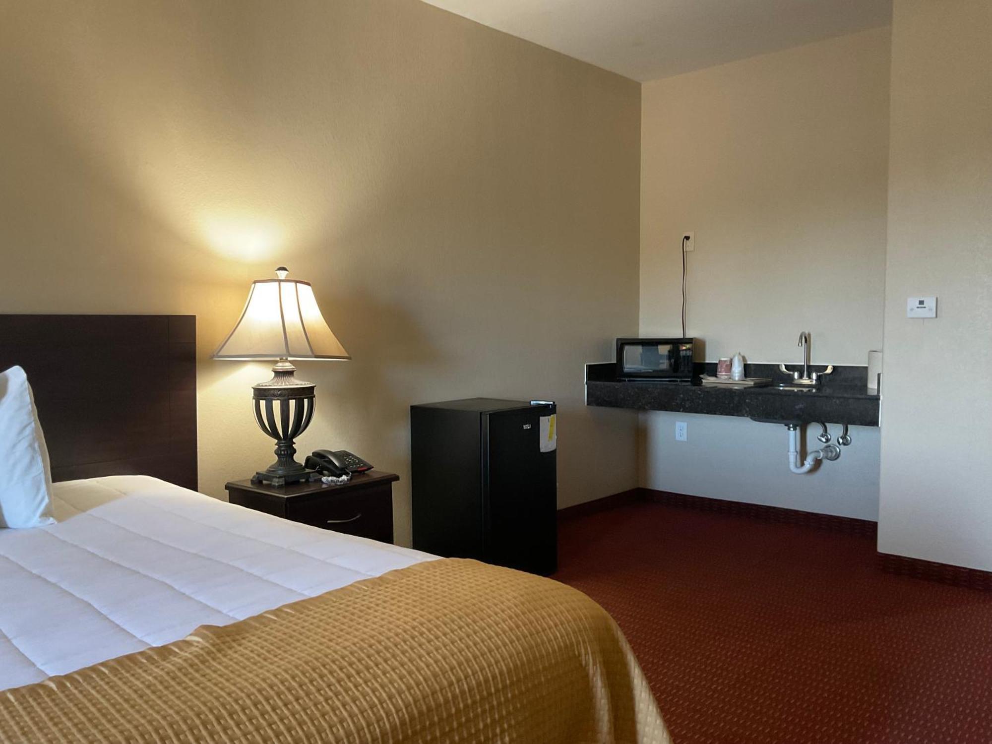Yorktown Inn And Suites Room photo