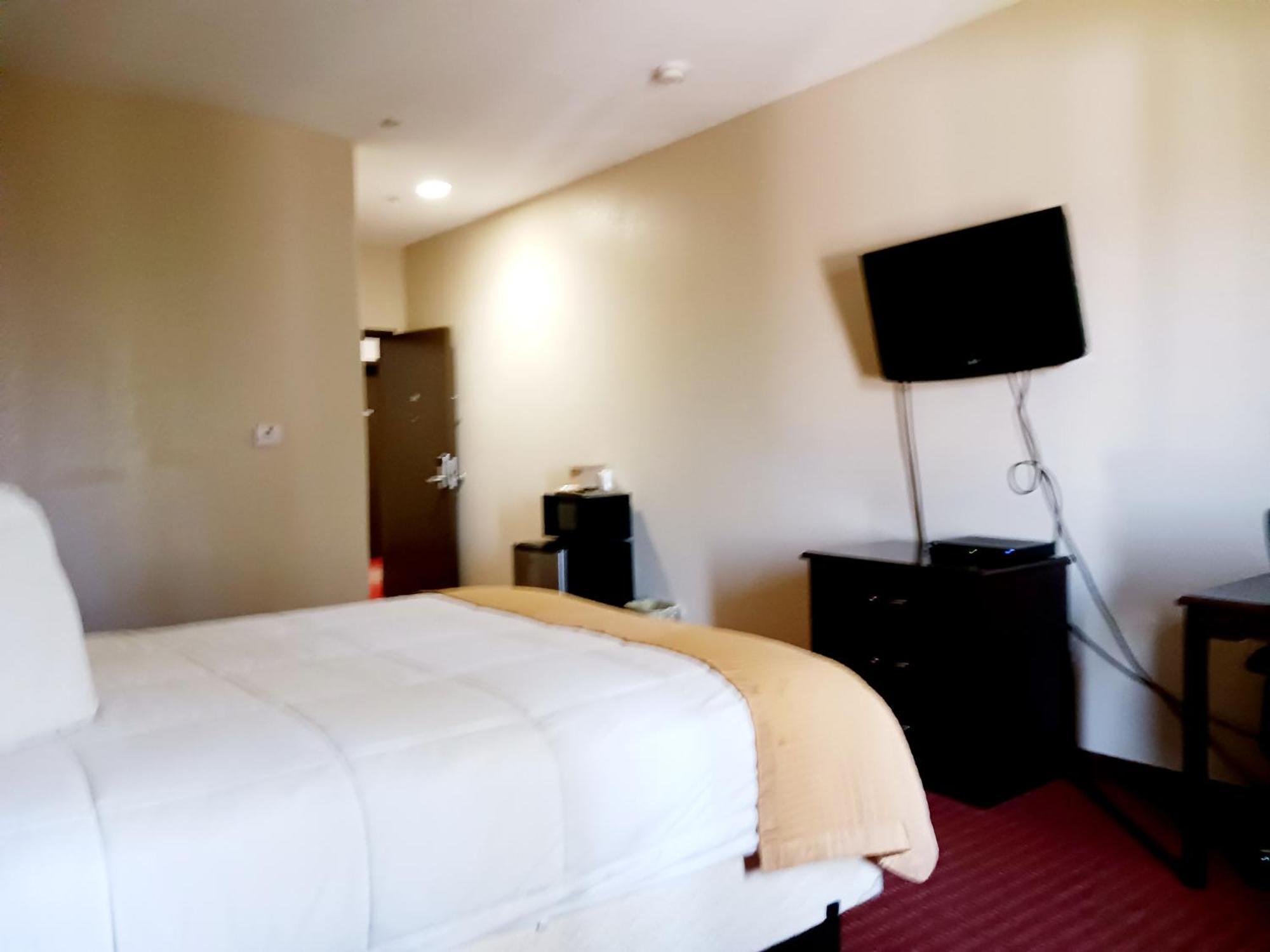 Yorktown Inn And Suites Room photo