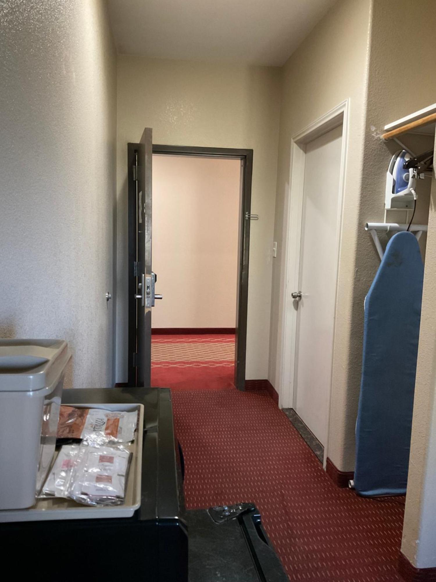 Yorktown Inn And Suites Room photo